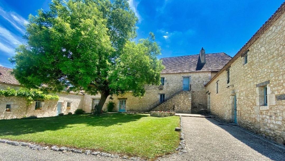Chambre D'Hote "La Source" Domaine De Fonpeyroune Conne-de-Labarde 외부 사진